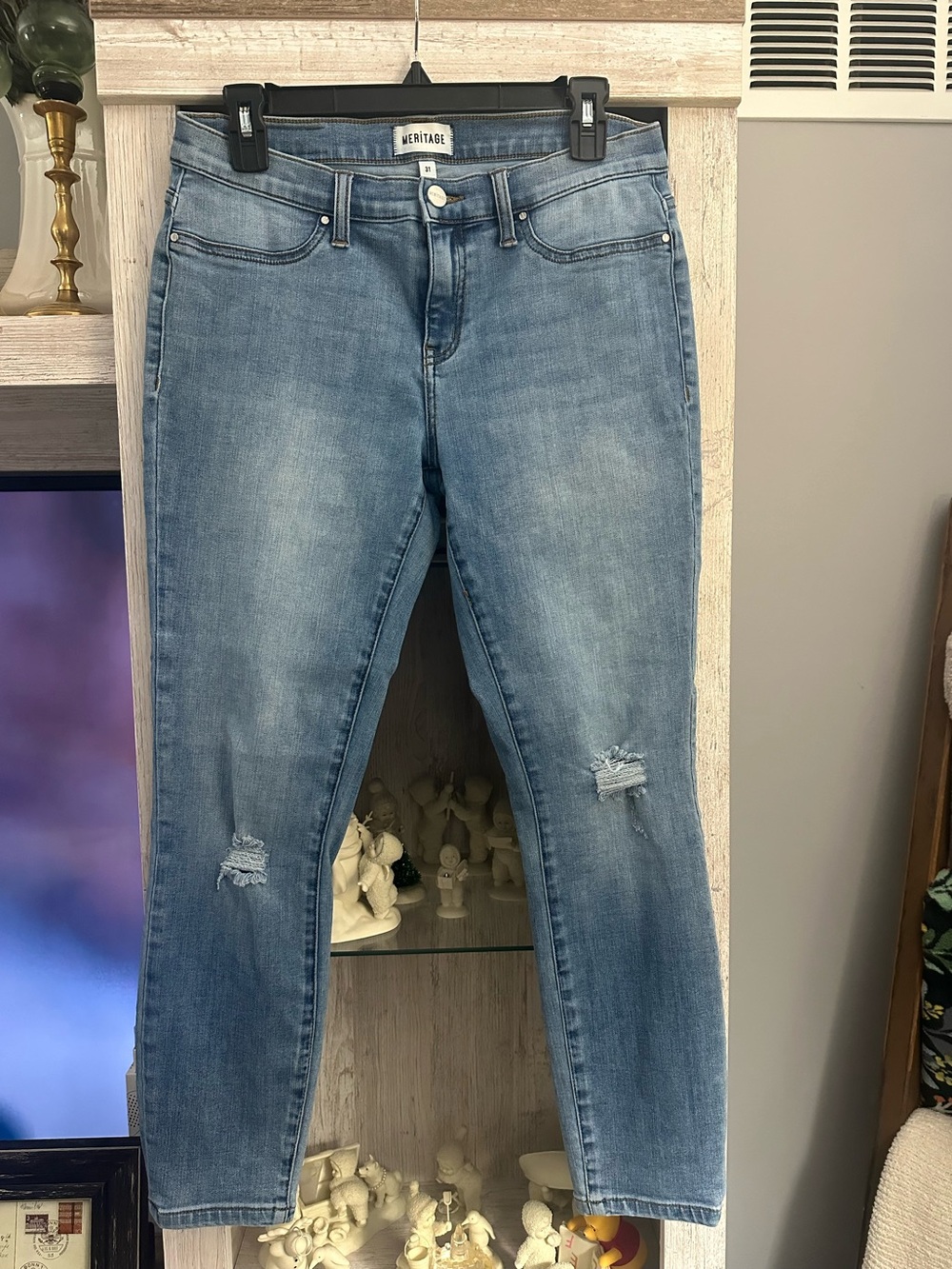Meritage Light Wash Skinny Jeans with Knee Rips